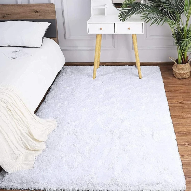 Dywan do salonu biały shaggy 100x150 cm